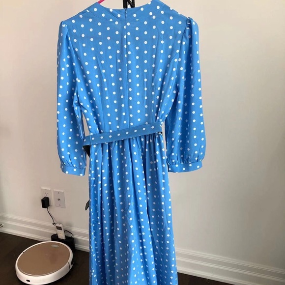 **SOLD** Blue Belted Dress - Picture 5 of 7
